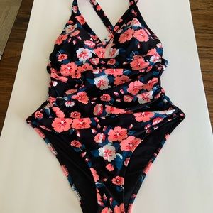 NWT a cupshe Black & Pink Floral Print One Piece Swim suit  Medium M